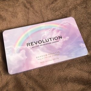 Makeup Revolution Rainbow Eyeshadow Palette